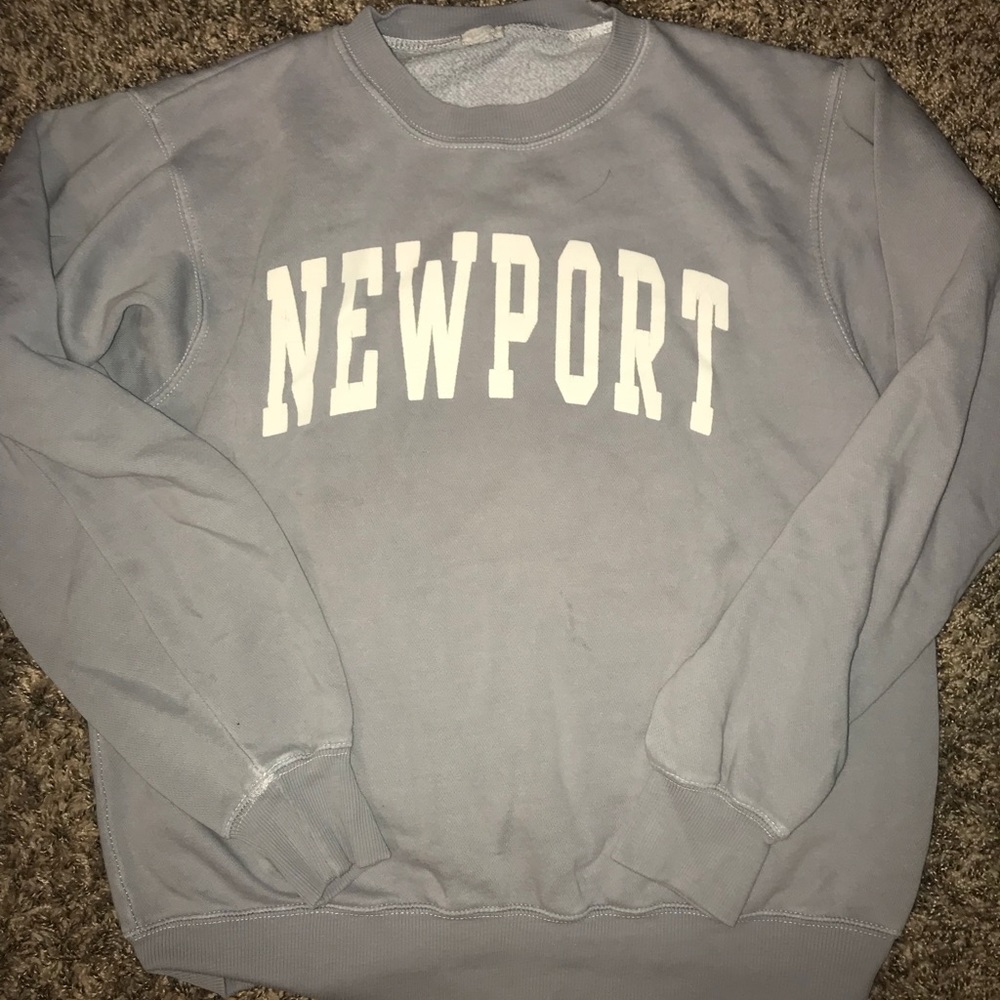 Brandy Melville NEWPORT sweatshirt
